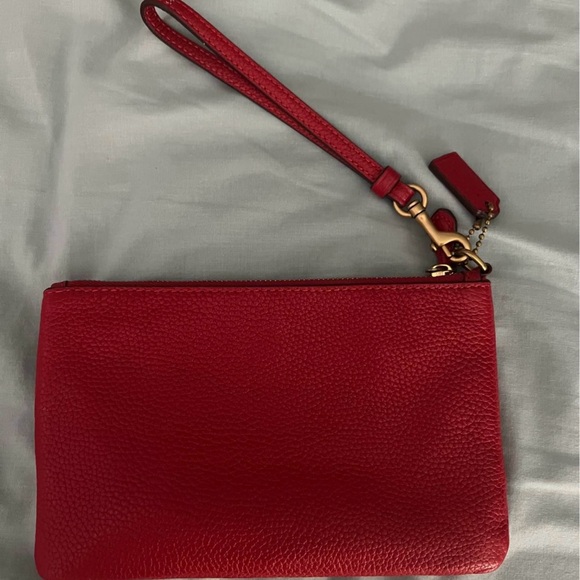 Coach - Picture 2 of 3